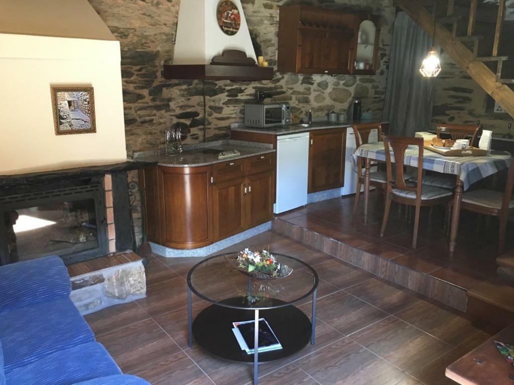 Casa Rural Bierzo Encantado Valle de Finolledo Εξωτερικό φωτογραφία